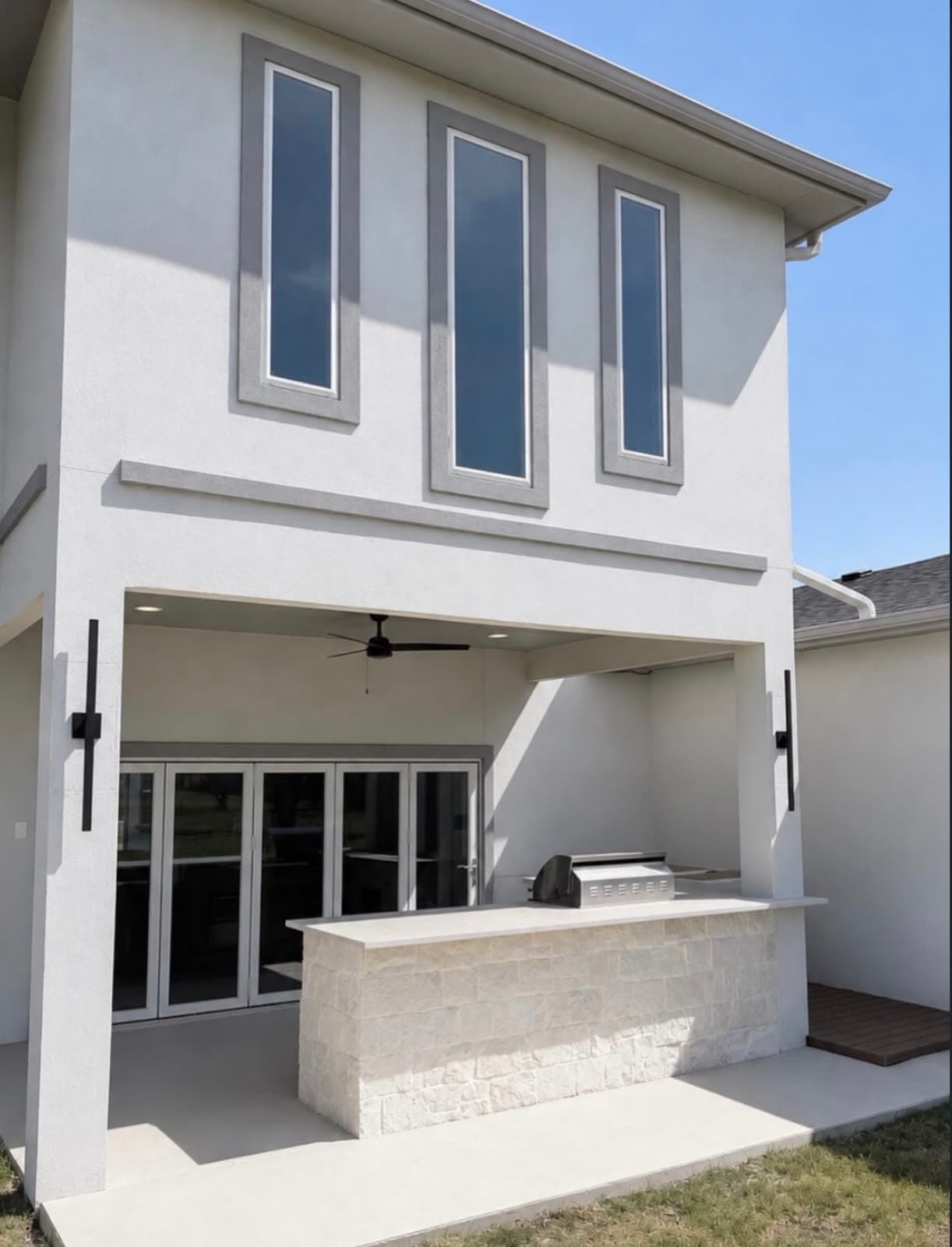 Rear Elevation & Outdoor Kitchen